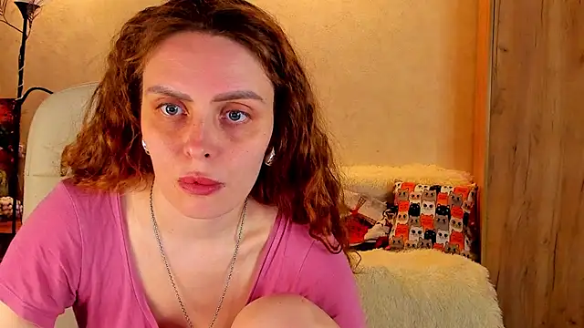Snapshot of mia_grantes chatting on March 8, 9:08 pm mia grantes online show from March 8, 9:08 pm