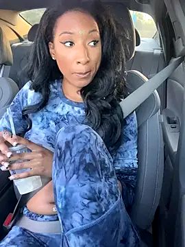 Snapshot of Iceblanca chatting on October 3, 10:18 pm Iceblanca online show from October 3, 10:18 pm