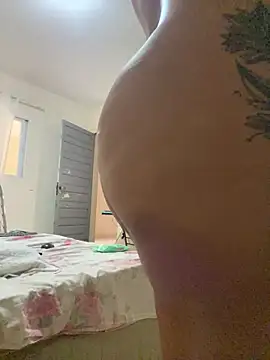 Snapshot of -Marivalda- chatting on November 27, 10:50 am -Marivalda- online show from November 27, 10:50 am