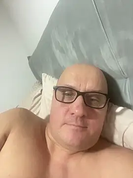 Snapshot of vanjbi45 chatting on January 6, 9:30 am vanjbi45 online show from January 6, 9:30 am