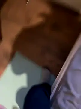 Snapshot of vanjbi45 chatting on November 5, 6:13 am vanjbi45 online show from November 5, 6:13 am