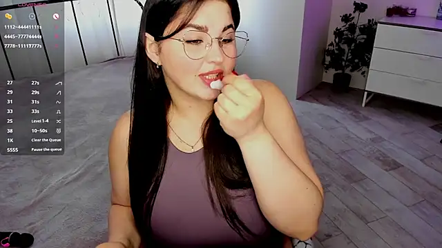 Talla a online show from May 10, 10:53 am