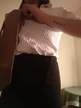 AmazingFuckCam online show from May 16, 7:56 pm