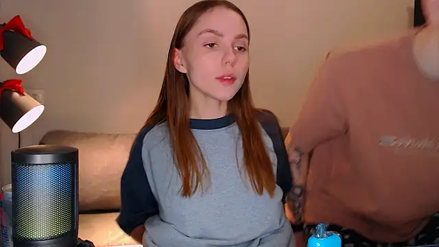 juliaanddima online show from January 8, 10:27 pm