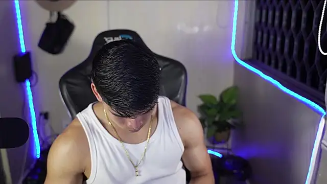 David capizzi  online show from March 27, 3:23 am