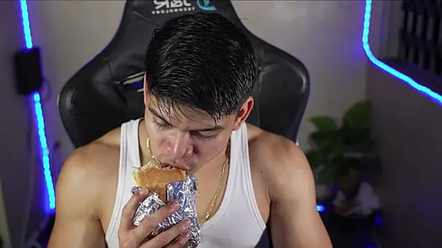 David capizzi  online show from March 31, 4:02 am