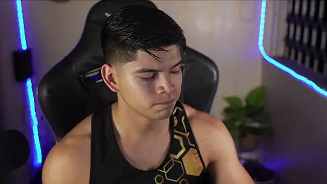 David capizzi  online show from April 2, 2:09 am