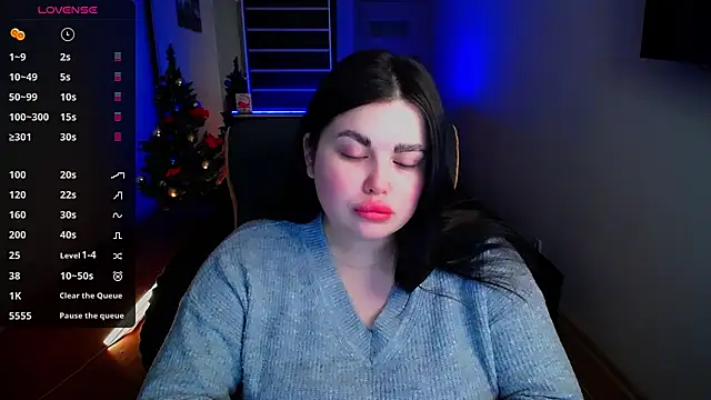 Emily Mo online show from December 15, 6:40 am