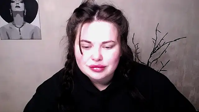 Emily Mo online show from October 2, 5:47 am