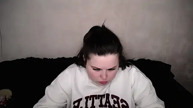 Emily Mo online show from March 24, 6:51 am