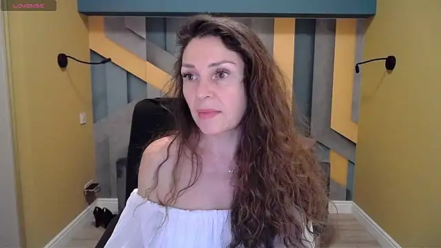 EllaLong online show from December 31, 12:36 pm