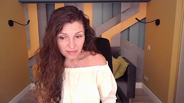 EllaLong online show from June 19, 11:36 am