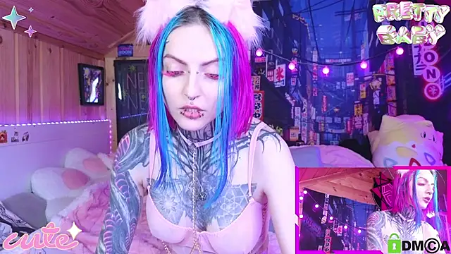 Snapshot of NekoCyber chatting on February 4, 5:02 am NekoCyber online show from February 4, 5:02 am