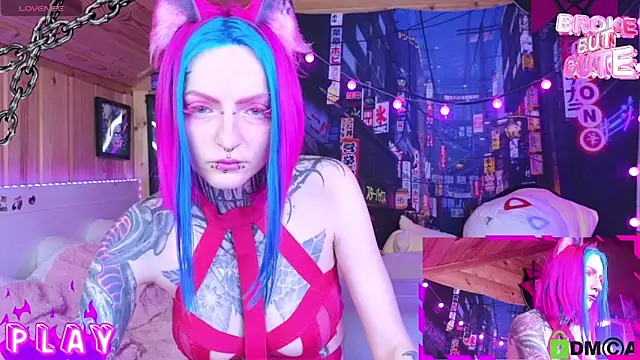 Snapshot of NekoCyber chatting on March 12, 4:51 am NekoCyber online show from March 12, 4:51 am