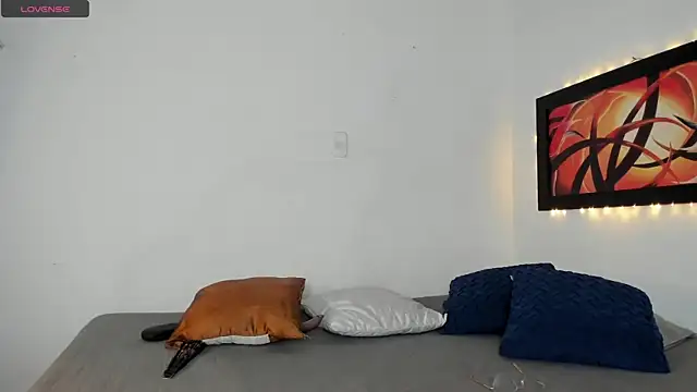 Lauralove 69 online show from April 22, 9:27 pm