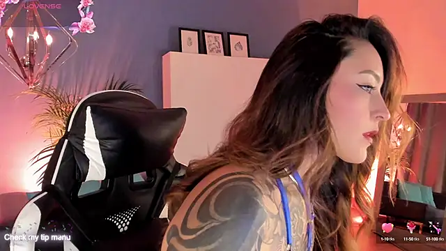 Megan inked online show from October 21, 3:07 am