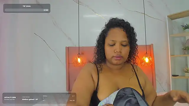 Snapshot of Belle_Brunette chatting on February 13, 11:28 am Belle Brunette online show from February 13, 11:28 am