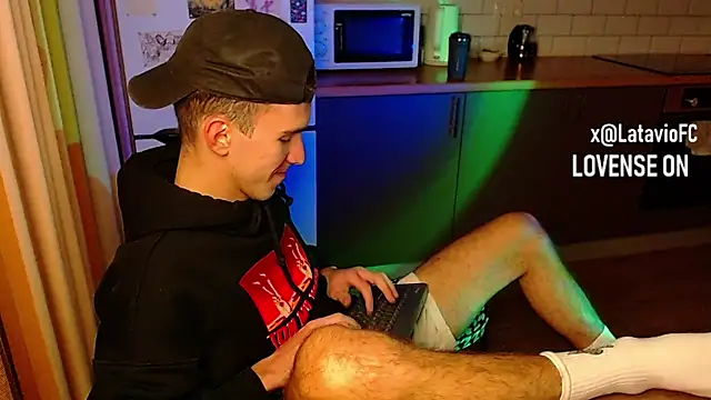 Midnighter  online show from September 30, 2:38 am