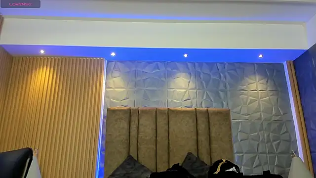 Snapshot of charlottewhitte chatting on September 27, 12:21 pm charlottewhitte online show from September 27, 12:21 pm