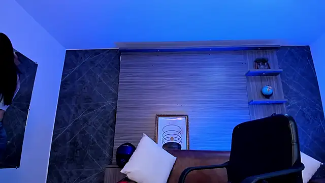 Snapshot of charlottewhitte chatting on October 3, 12:24 pm charlottewhitte online show from October 3, 12:24 pm