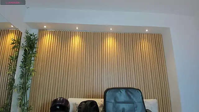 Snapshot of charlottewhitte chatting on October 24, 11:39 am charlottewhitte online show from October 24, 11:39 am