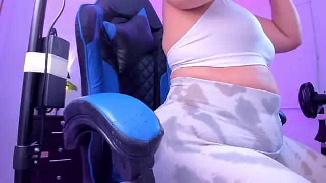 izaro22 online show from January 14, 12:44 pm