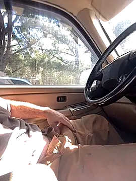 Snapshot of Themechanic420 chatting on October 22, 5:13 pm Themechanic420 online show from October 22, 5:13 pm