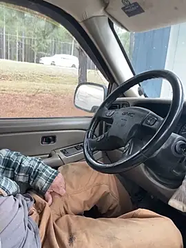 Snapshot of Themechanic420 chatting on October 29, 6:09 pm Themechanic420 online show from October 29, 6:09 pm