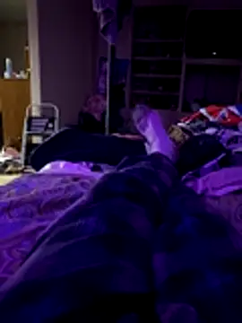 Snapshot of Themechanic420 chatting on November 29, 9:07 pm Themechanic420 online show from November 29, 9:07 pm