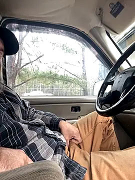 Snapshot of Themechanic420 chatting on December 4, 2:48 pm Themechanic420 online show from December 4, 2:48 pm