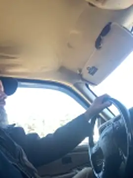 Snapshot of Themechanic420 chatting on December 14, 6:45 pm Themechanic420 online show from December 14, 6:45 pm