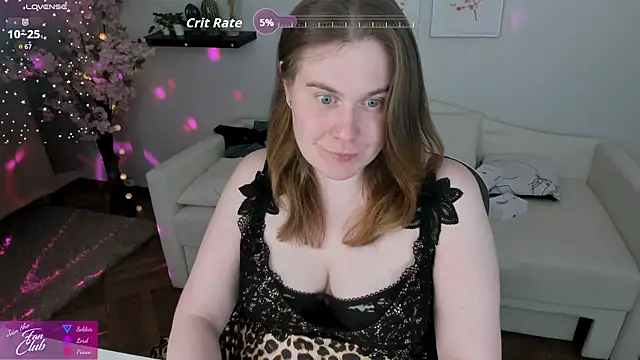 Snapshot of Nancy_Sun_ chatting on April 29, 6:36 pm Nancy Sun online show from April 29, 6:36 pm