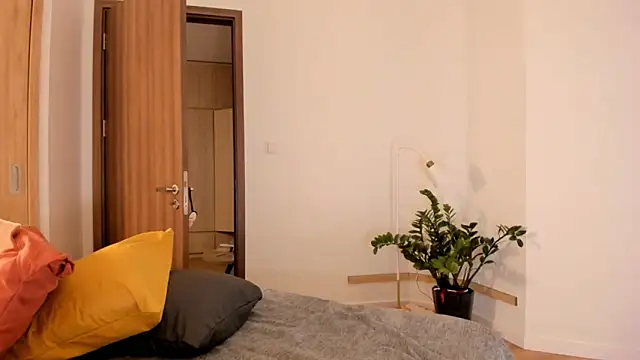 Snapshot of kawaii_mia chatting on September 27, 2:33 pm kawaii mia online show from September 27, 2:33 pm