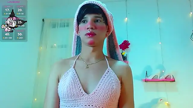 Snapshot of Ariel_Femboy_ chatting on February 22, 3:56 am Ariel Femboy  online show from February 22, 3:56 am