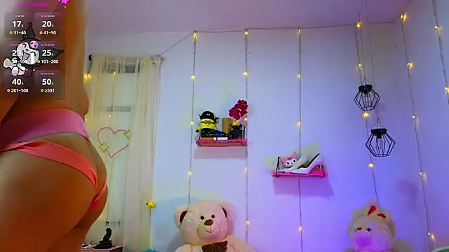 Snapshot of Ariel_Femboy_ chatting on March 23, 5:43 am Ariel Femboy  online show from March 23, 5:43 am