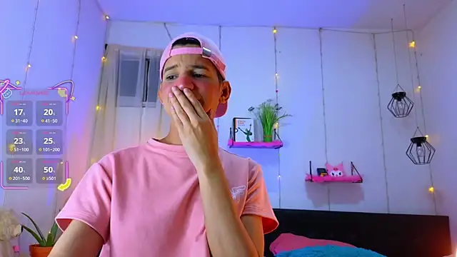 Snapshot of Ariel_Femboy_ chatting on October 7, 11:57 pm Ariel Femboy  online show from October 7, 11:57 pm