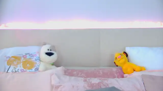 ElisabethDavis online show from February 26, 6:11 pm