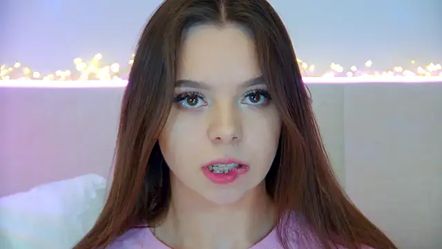 ElisabethDavis online show from March 16, 3:17 pm