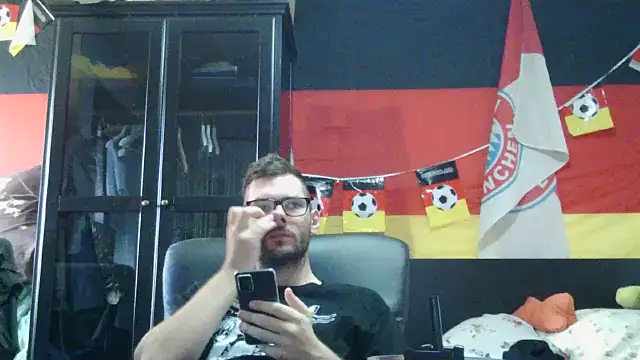 Die-geile-Sau online show from March 22, 2:31 pm