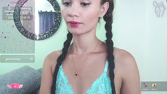 Snapshot of Sofia_Franco_ chatting on January 30, 7:15 pm Sofia Franco online show from January 30, 7:15 pm