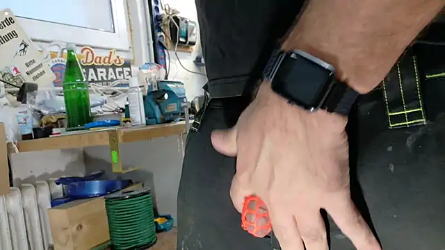 Nikeyone2 online show from February 13, 7:26 am