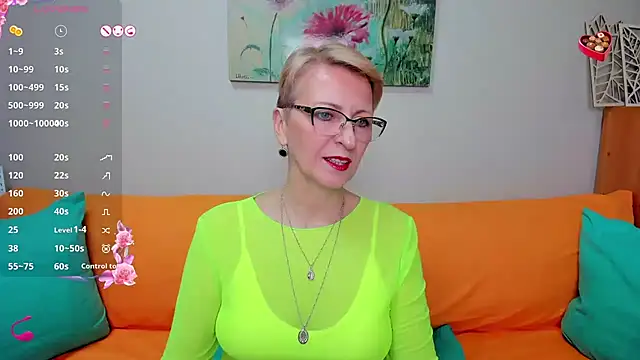 iamyourdream89 online show from February 5, 4:03 pm