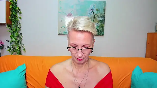 iamyourdream89 online show from November 26, 11:00 am