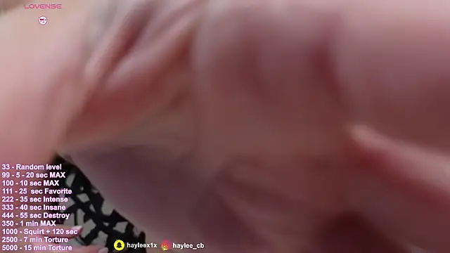 hayleex x online show from October 11, 5:44 pm