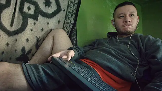 sweet cock28 online show from November 9, 2:04 pm