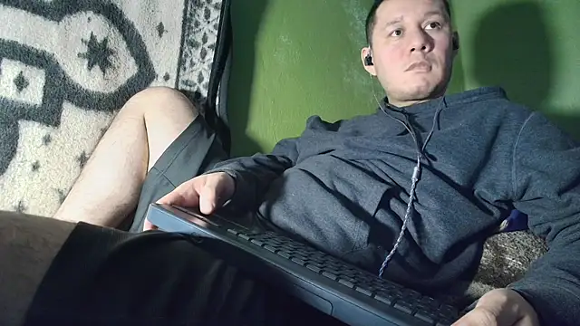 sweet cock28 online show from January 13, 3:34 am