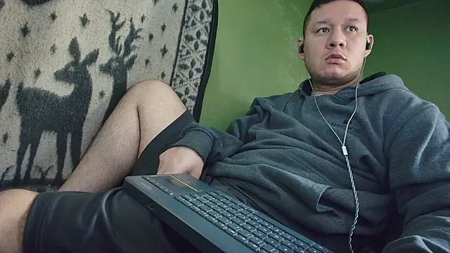 sweet cock28 online show from March 18, 3:37 pm