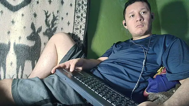 sweet cock28 online show from April 28, 3:00 am