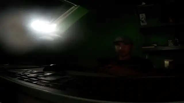 Snapshot of capoloveu chatting on September 11, 5:13 pm capoloveu online show from September 11, 5:13 pm