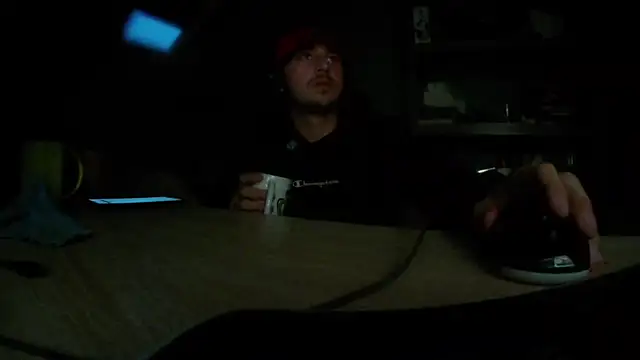 Snapshot of capoloveu chatting on November 30, 3:49 pm capoloveu online show from November 30, 3:49 pm